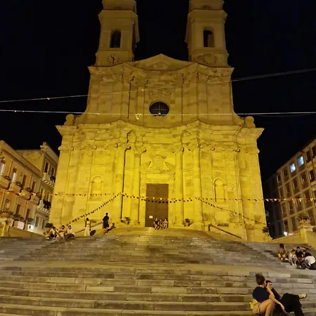 Sunshine Terrace Apartment *